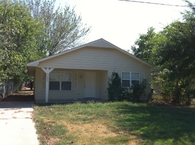 Front Facade of Brooks St. Home